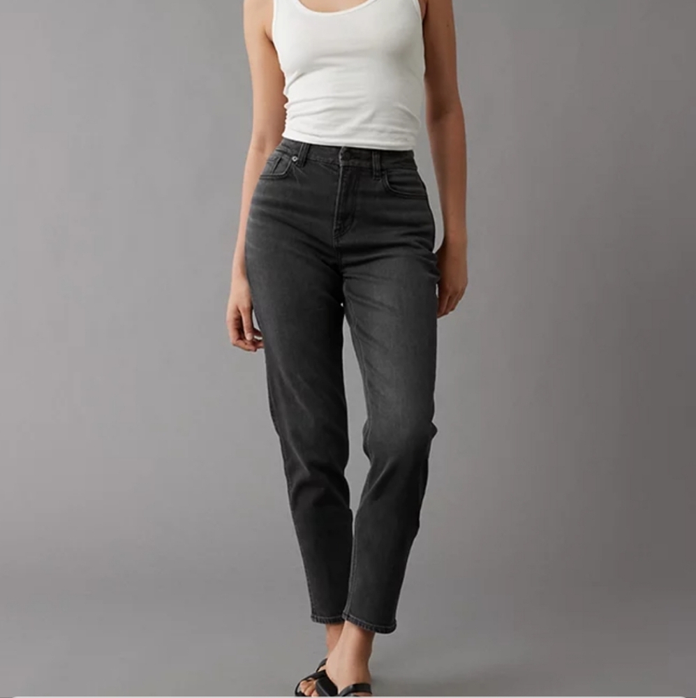 American Eagle Curvy Mom Jean, Rocker Black size 16 Short